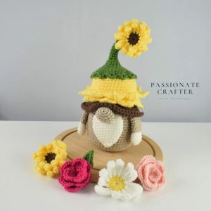 crochet sunflower gnome